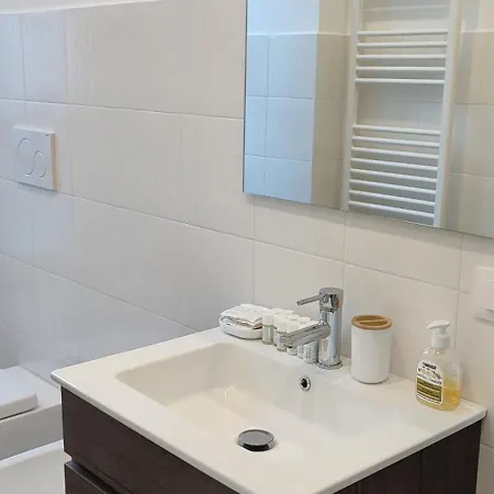 San Peter Vatican Quiet And Lovely Apartment Rome